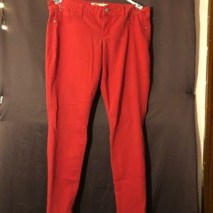 Red skinny jeans